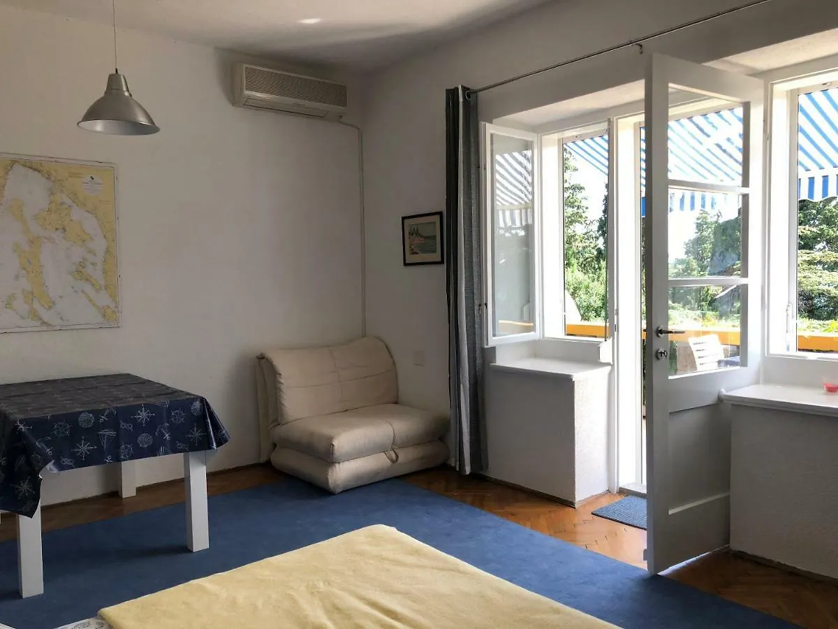 Apartment Lela Novi Vinodolski Croatia