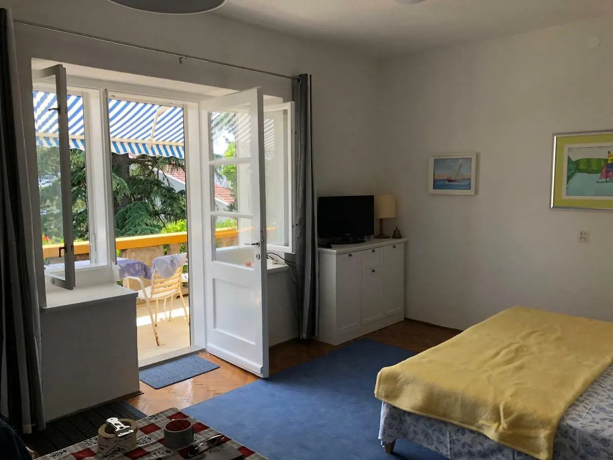 Apartment Lela Novi Vinodolski